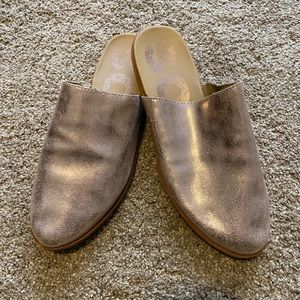 Sorel Womens dusted pink mules, size 9.5